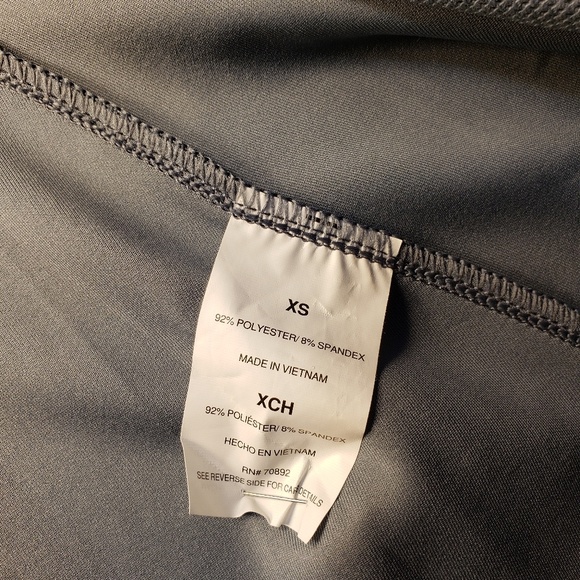 Layers grey Womans Sporty workout Jacket. Size xs. - Picture 4 of 6